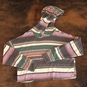 Fitz +Eddi pullover cropped. Small